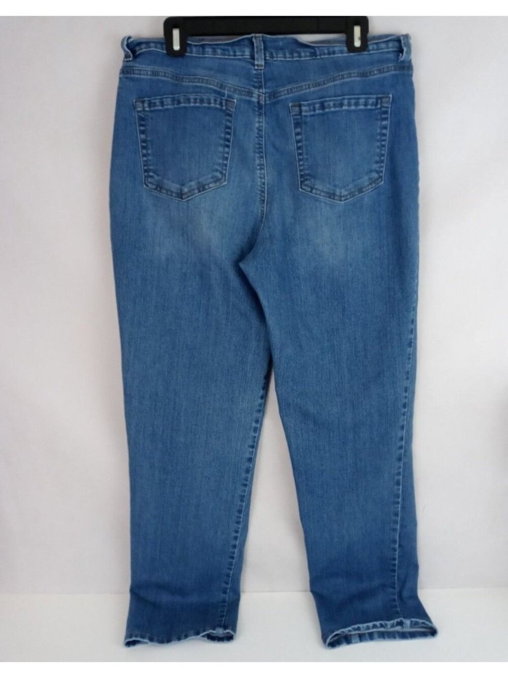 Gloria Vanderbilt Amanda Women's Mid Rise Straight Leg Jeans Size 14